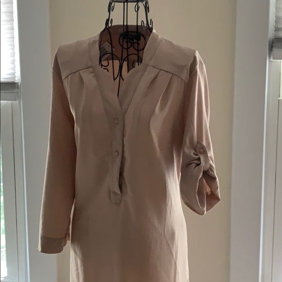 Dress - Picture 3 of 4